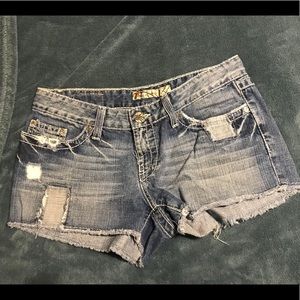 BKE Shorts 27
